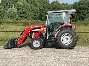 Massey Ferguson 1M.35 CAB Tractor - Loader - Power Shuttle