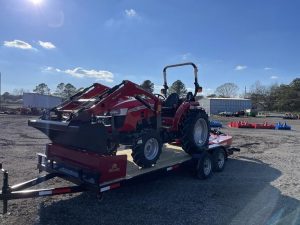 Massey Ferguson 2E.60 Tractor - Loader - Package Deal - Shuttle Shift