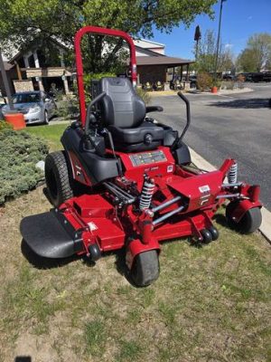 Ferris ISX2200 - 28hp Vanguard 810cc EFI OTC w/ 52" Deck & Sus. Seat - Zero Turn Mowers - 5902157